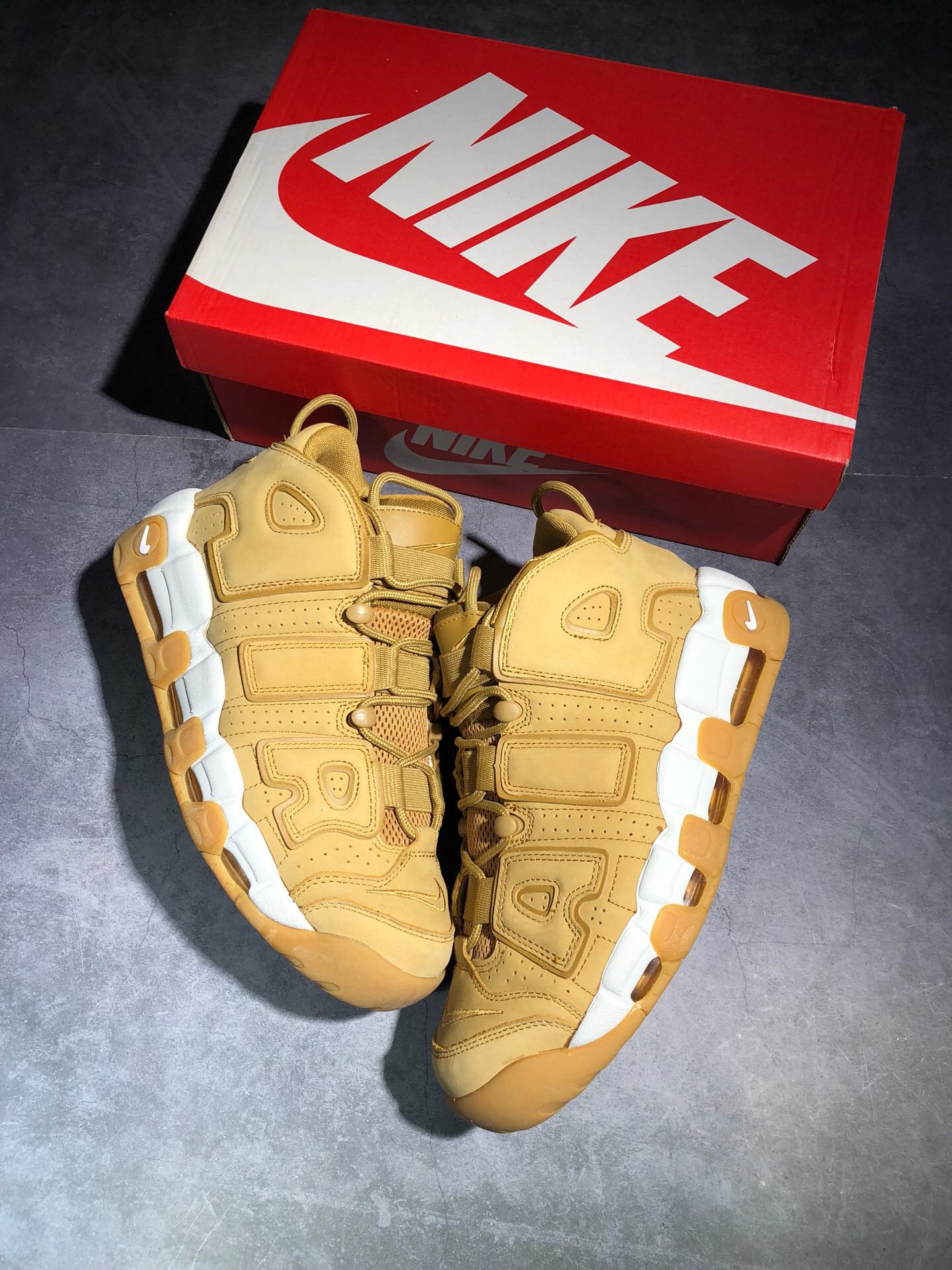 Authentic Nike Air More Uptempo Premium 